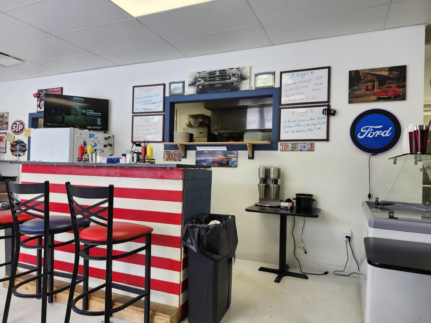 Cruisin' M52 Diner